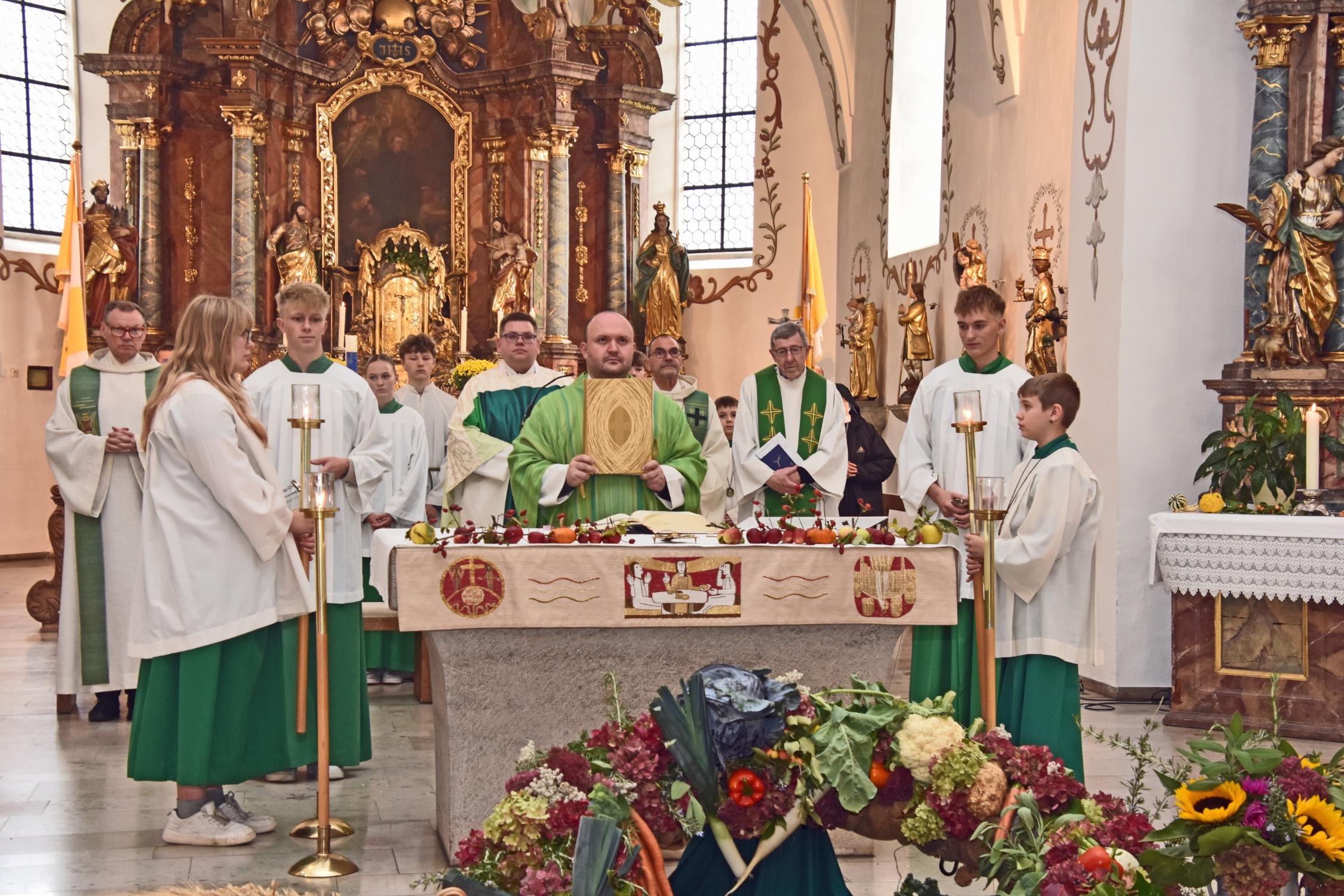 Amtseinführung Pfarrer Philipp Janek und Pfarrvikar Sebastian Heim
