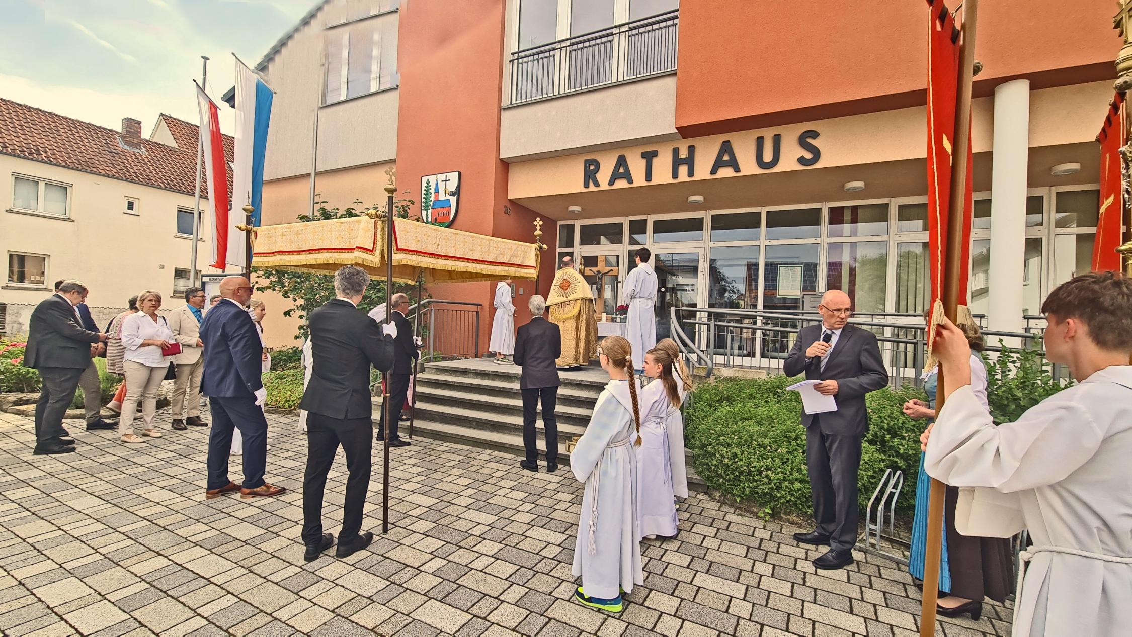 3. Altar am Rathaus
