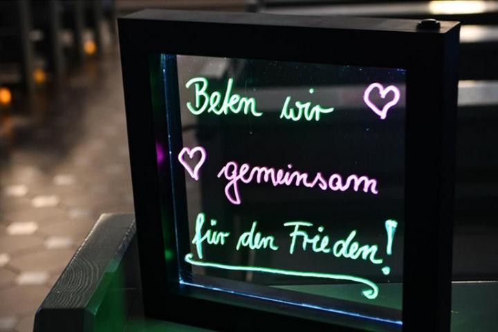 Herzliche Einladung zum Friedensgebet