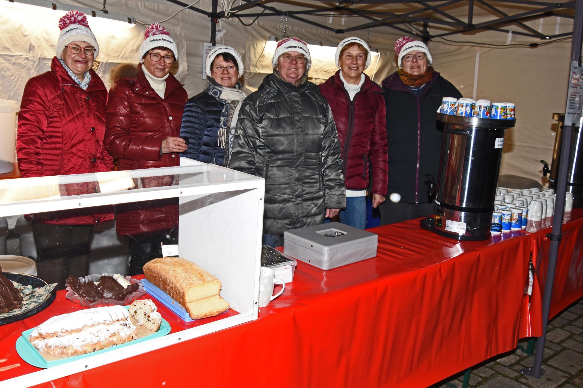 Krippeneröffnung mit Adventsmarkt